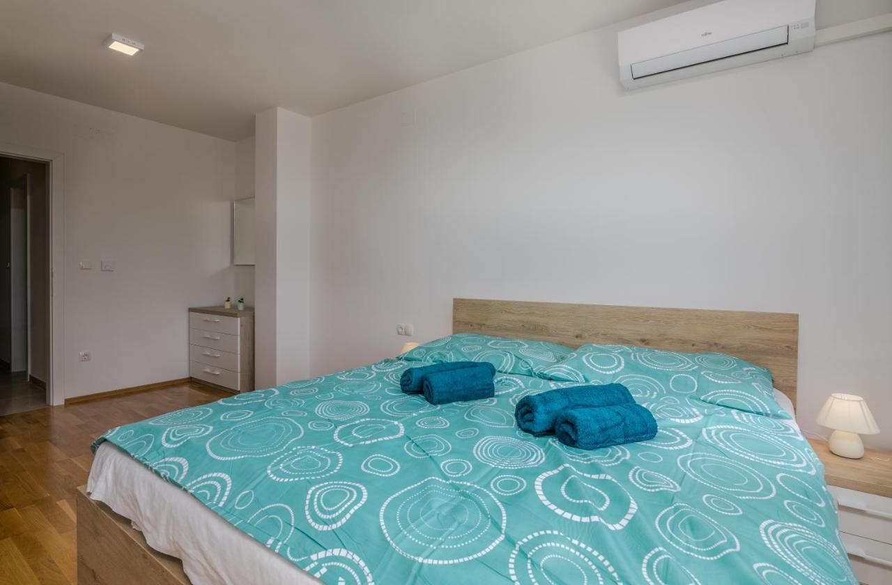 Appartment Divine Krk Town Extérieur photo