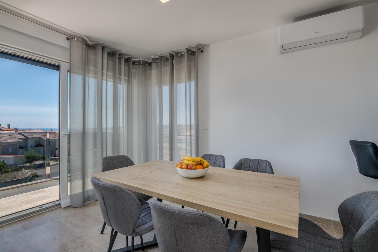 Appartment Divine Krk Town Extérieur photo